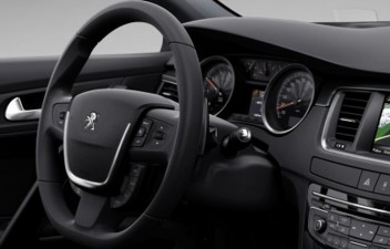 Peugeot 508 SW interior