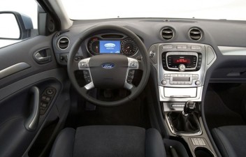 Ford Mondeo interior