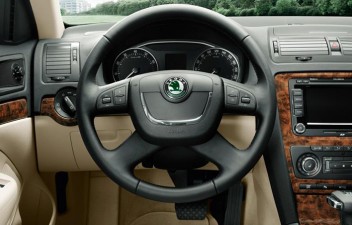 Skoda Octavia II interior